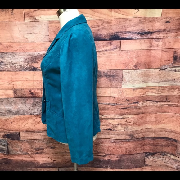 Studio I Jacket - Picture 2 of 7